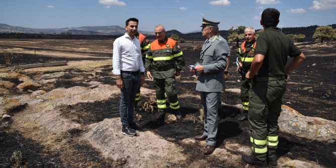 Incendi: sopralluogo di Lampis a Bonorva