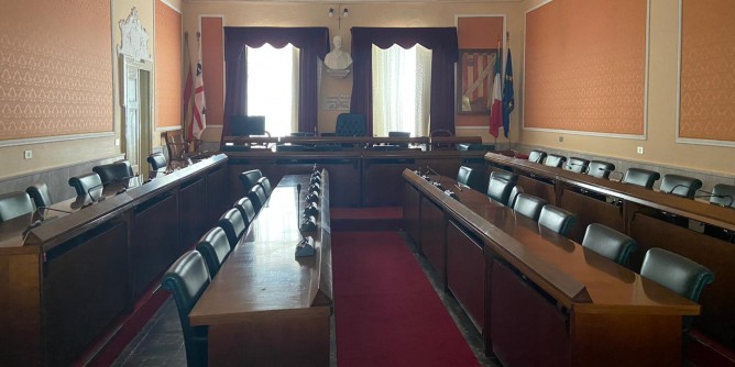 Commissioni deserte, crisi ad Alghero