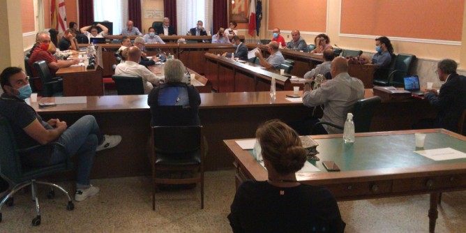 <i>Tab</i> sanit in aula: Conoci vergogna