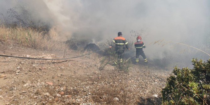 Fiamme ad Onani e Paulilatino