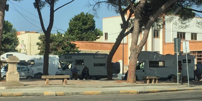Alghero invasa dai camper <i>abusivi</i>
