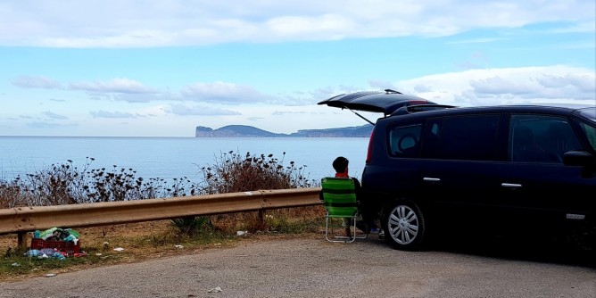 «Colazione nella spazzatura»
