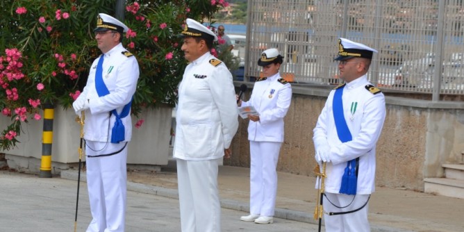 Cambio della guardia a Golfo Aranci