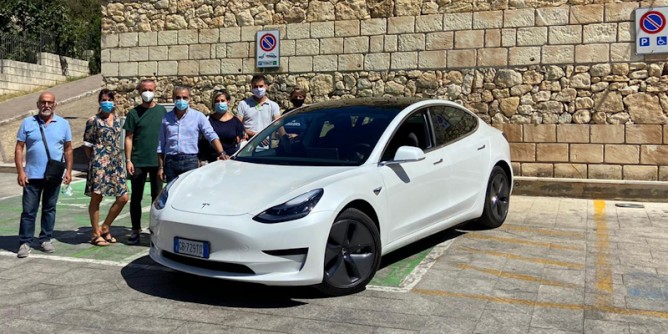 Sennori acquista una nuova auto elettrica