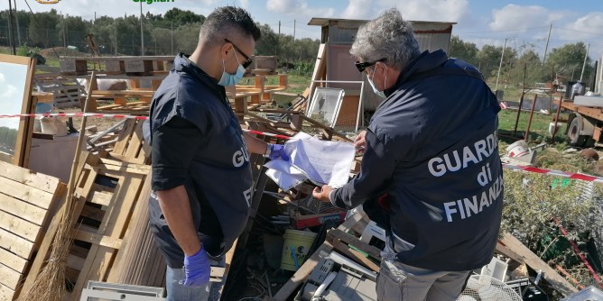 Selargius: sequestrata maxi discarica abusiva