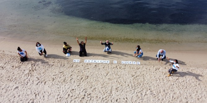 Golfo Aranci: nuovo flash mob in spiaggia