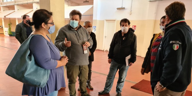 Alla Pietraia i banchi per la vendita del <i>bogamar</i>