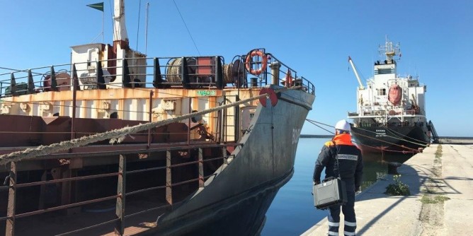 Oristano: nave panamense fermata in porto