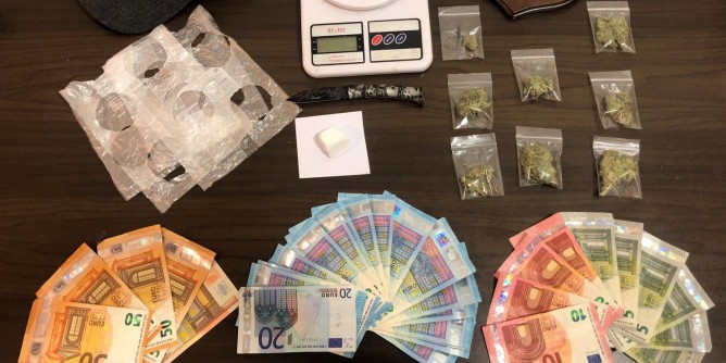 Droga: doppio arresto a Cagliari
