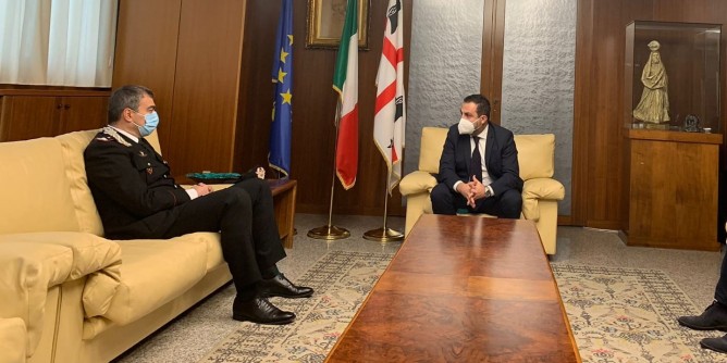 Visita ufficiale: Pais riceve il comandante