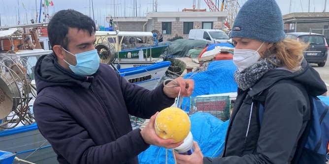 <i>Capo Caccia</i>, studio su interazioni pesca e delfini