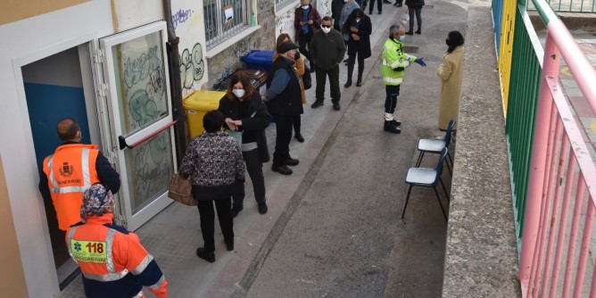 Sardi e sicuri: 15mila tamponi nella prima giornata