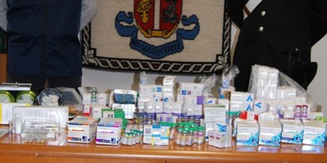 Farmaci illegali: arresti a Cagliari