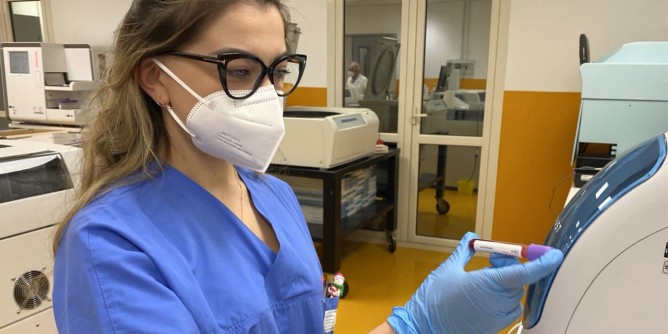 <i>Covid</i>: flash test al Policlinico Casula per ricerca varianti