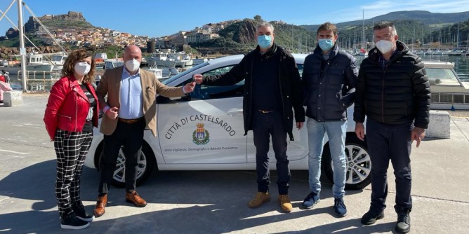 Castelsardo: arriva la prima auto elettrica