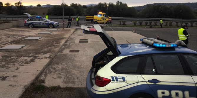 Polizia stradale: a Nuoro, 14 infrazioni e -29 punti