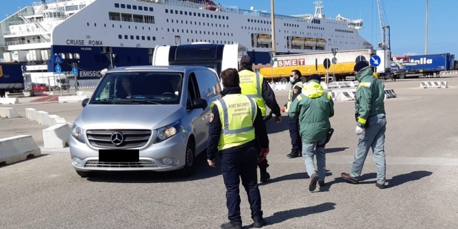 Forestale: 2.103 verifiche su navi e aerei
