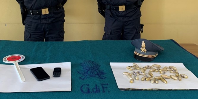Porto Torres: arrestato corriere della droga