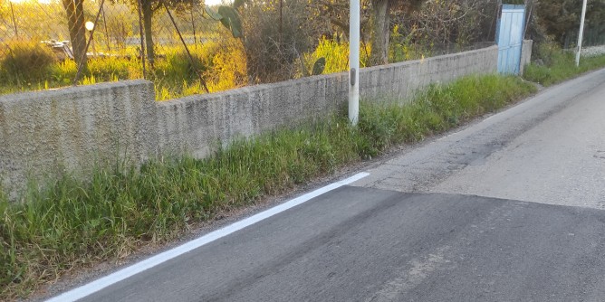 «Finita vernice e asfalto per lavori in Via De Martini»