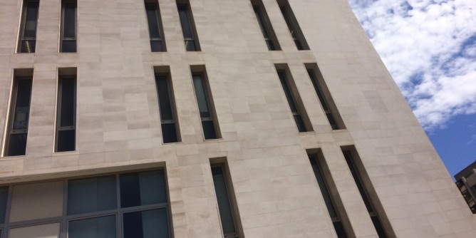 <i>Covid</i>, Cagliari: palazzo comunale chiuso