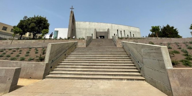 Chiesa Spirito Santo: la scalinata è accessibile