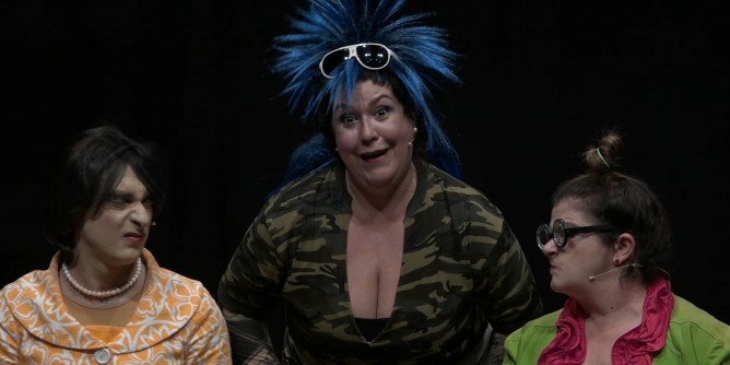 Tre donne al bivio: teatro a Montresta