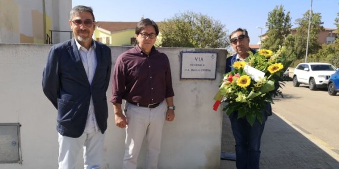 Porto Torres: girasoli per il generale Dalla Chiesa