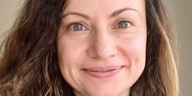 Iride, la docente universitaria nel suo <i>Park</i> inglese