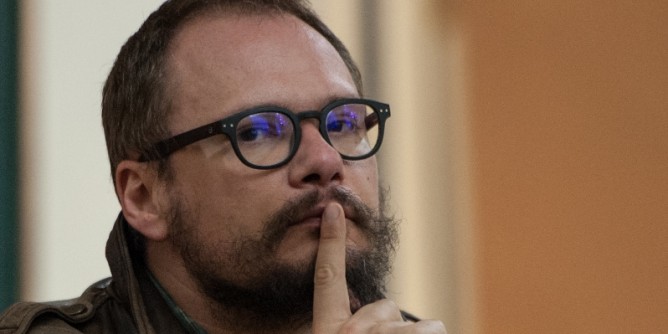 Riparte <i>Éntula</i> con quattro nuovi autori