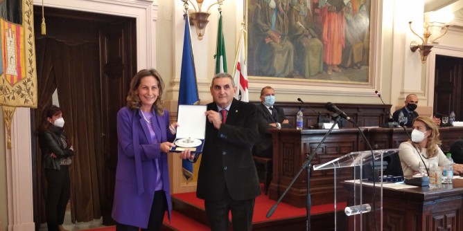 Prefetto DAlessandro <i>custode</i> Ordine dei Medici 