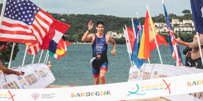 Champions d’aquathlon de Sardaigne Span and Walls