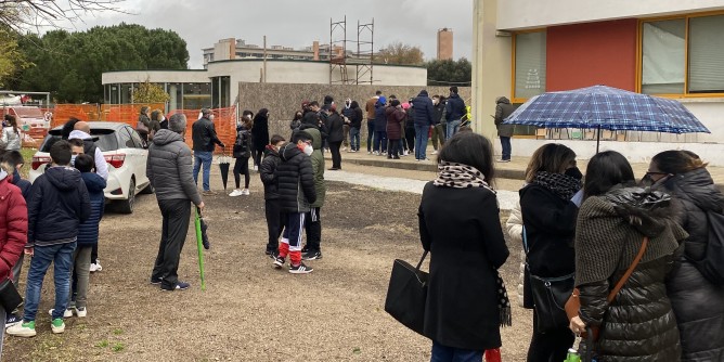 Ondata <i>Covid</i> nelle scuole di Alghero: confusione