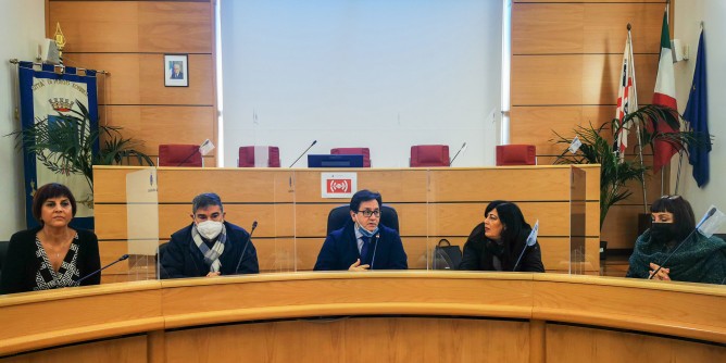 A Porto Torres 22 Consiglio in un anno