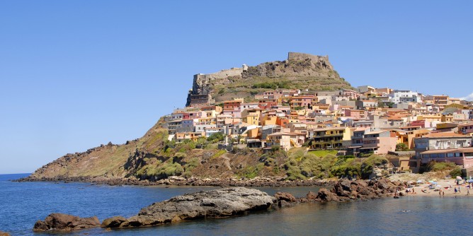 Castelsardo privatizza i parcheggi