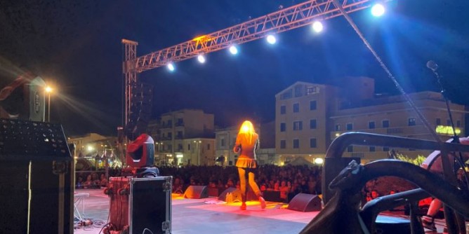 Ivana Spagna incanta Porto Torres