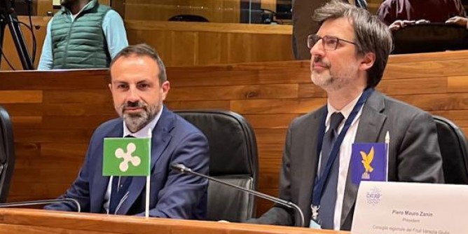Il presidente Pais derubato a Bruxelles