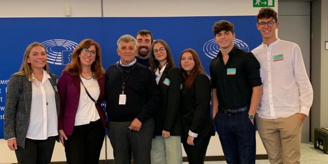 Ad Alghero 300 giovani per innovazione e pace