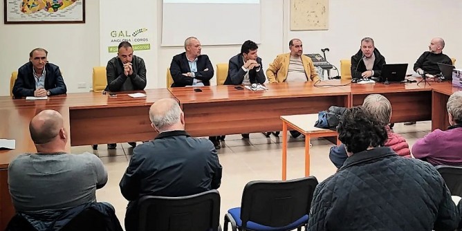 Unione Coros apre alle aziende per Distretto