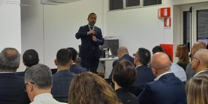 «Portovesme, indispensabile abbattere costi energetici»