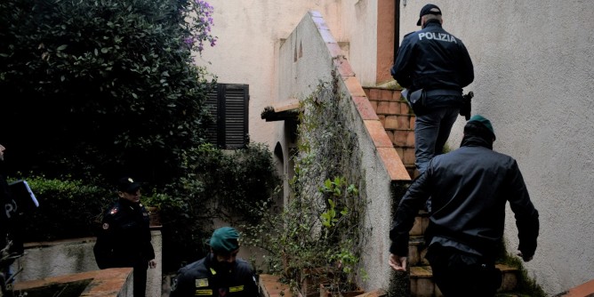 Sassari, blitz contro la mafia nigeriana: 30 arresti