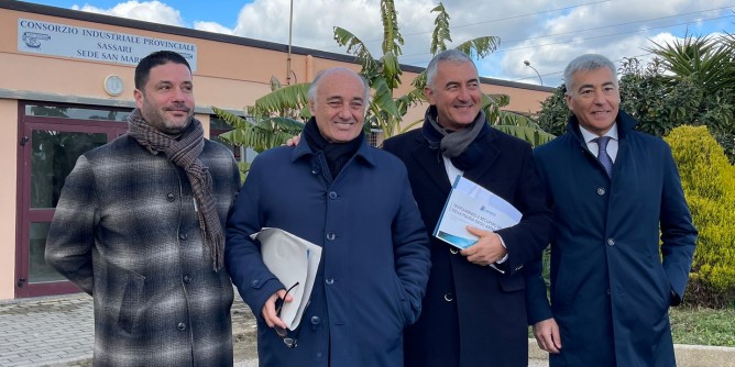 Ad Alghero l´impianto di trattamento posidonia