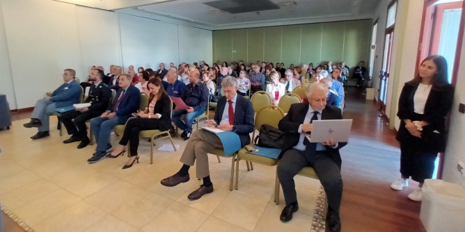 «Medicina legale: scuola specializzazione a Sassari»