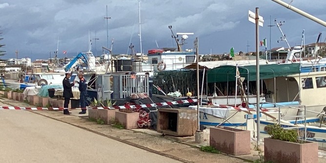 Testa in acqua, macabro ritrovamento