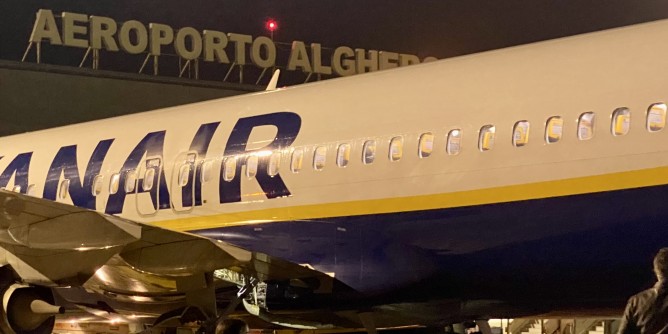 Ryanair: 4 ore il ritardo sull´Alghero-Bergamo