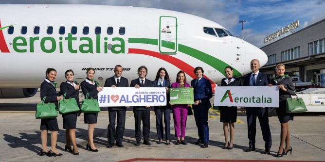 Atterra ad Alghero il milionesimo passeggero Aeroitalia