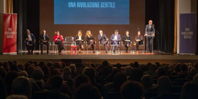 Soru: venerdì a Bono, sabato a Cagliari, domenica a San Gavino