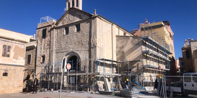 Via ai lavori nella chiesa del Carmelo