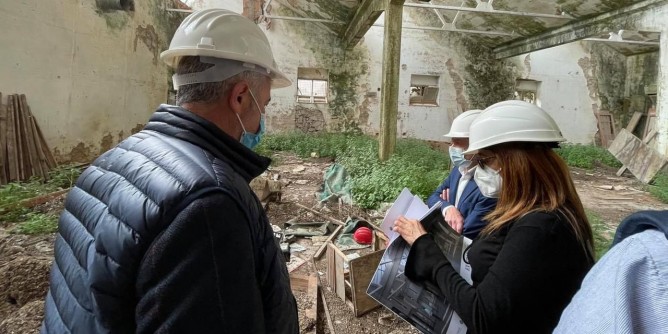 «Opere ferme, chi ci ha preceduto un disastro»