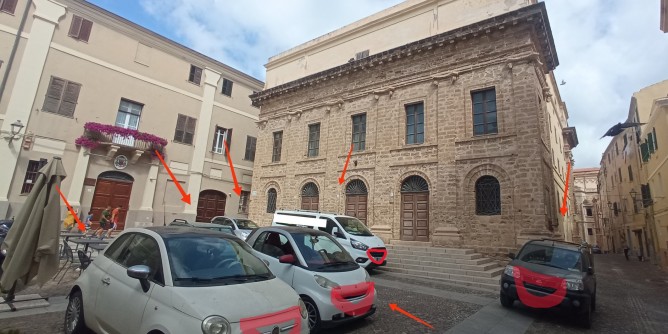 Teatro: il comitato denuncia la sosta selvaggia