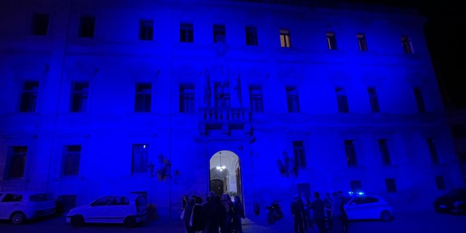 Palazzo Ducale illuminato di <i>blu</i>